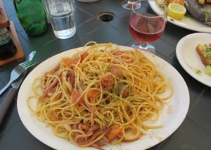 Kråkebollepasta i vannkanten