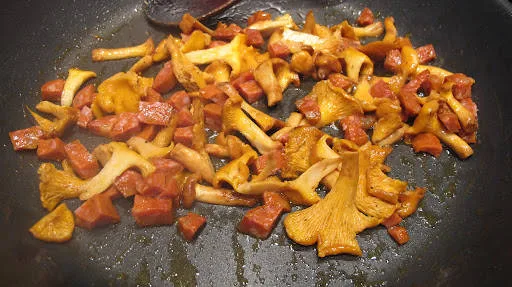 kantareller og chorizo. Ikke visste jeg at det var en killerkombinasjon.