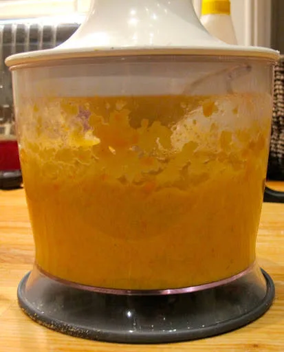  Puréen er klar til enten å siles eller klar til bruk. Jeg synes det er godt når den ikke er helt fin og myk, så jeg siler den ikke.