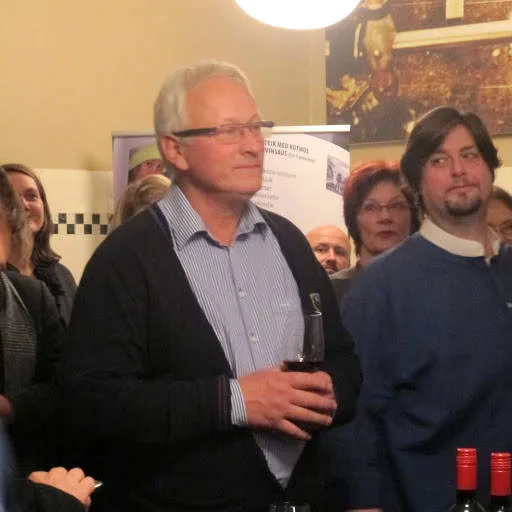 Slakter Jens Eide var tilstede og holdt også en fin tale om mat.