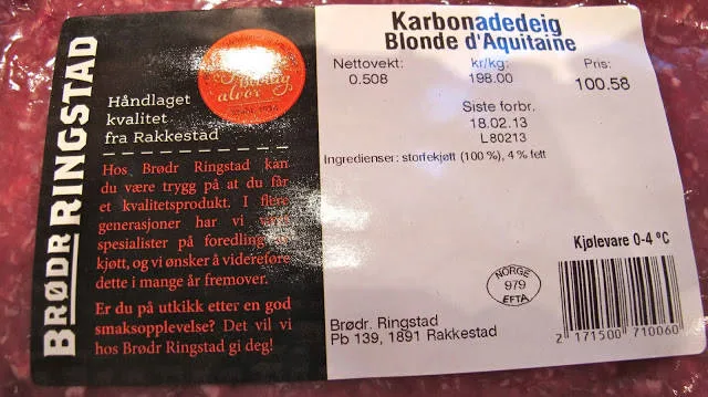 Brødrene Ringstad i Østfold samarbeider med produsenter som synes det er viktig at dyr har det bra mens de lever og under slakting.