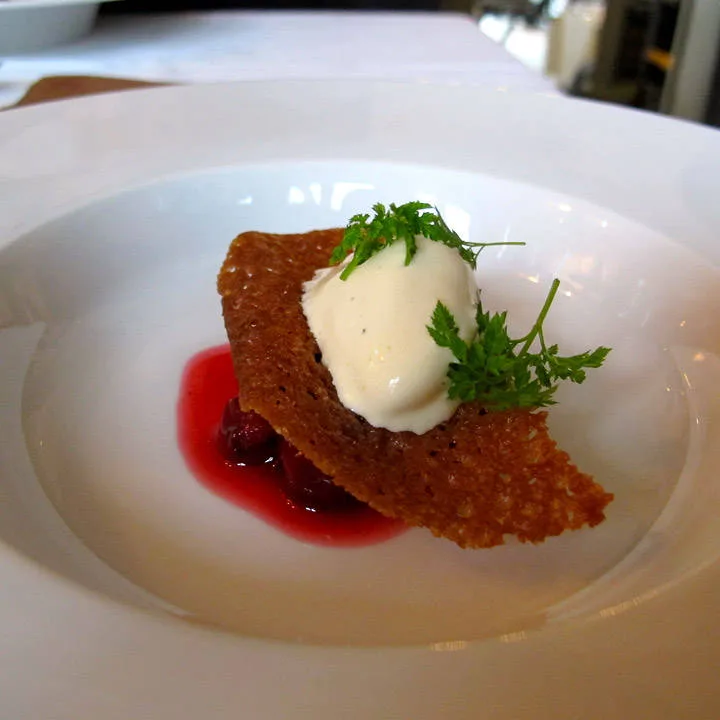 Is laget av osten Kraftkar