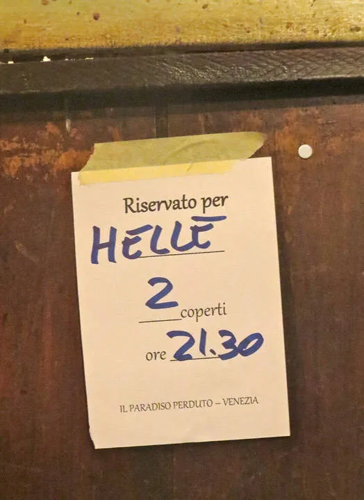 Bestille bord er lurt.