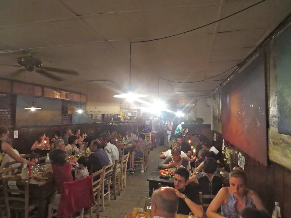 Hett og tett inne, men sabla mye liv!