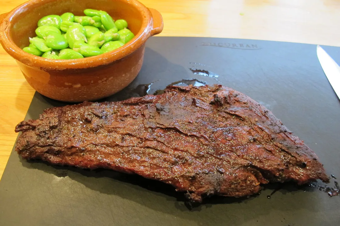 Ferdiggrillet indrefilet av elg.