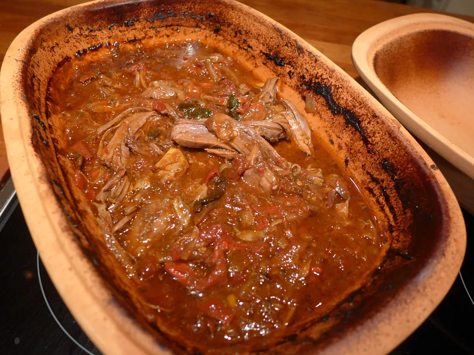 Etter 6 timer er chilien ferdig. Herregud, så godt det lukter.