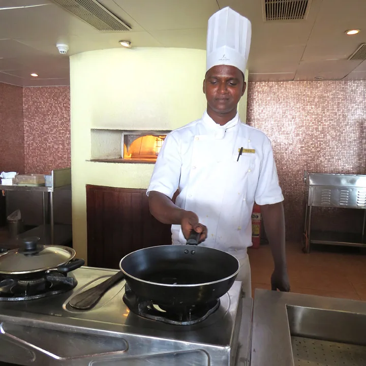 Kokken viser oss fremgangsmåten.