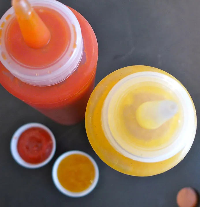 Hjemmelagde ketchuper.