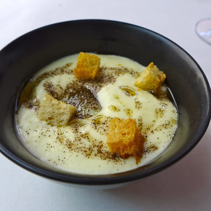 Posjert egg, trøfler og potetkrem. OMG!