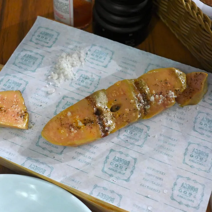 Østers servert med spansk andelever