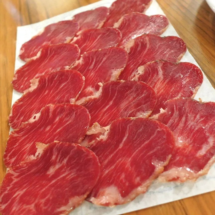 Presa-skinke fra Joselito. Fantastisk smak! Vi kjøpte med oss en slik hjem.