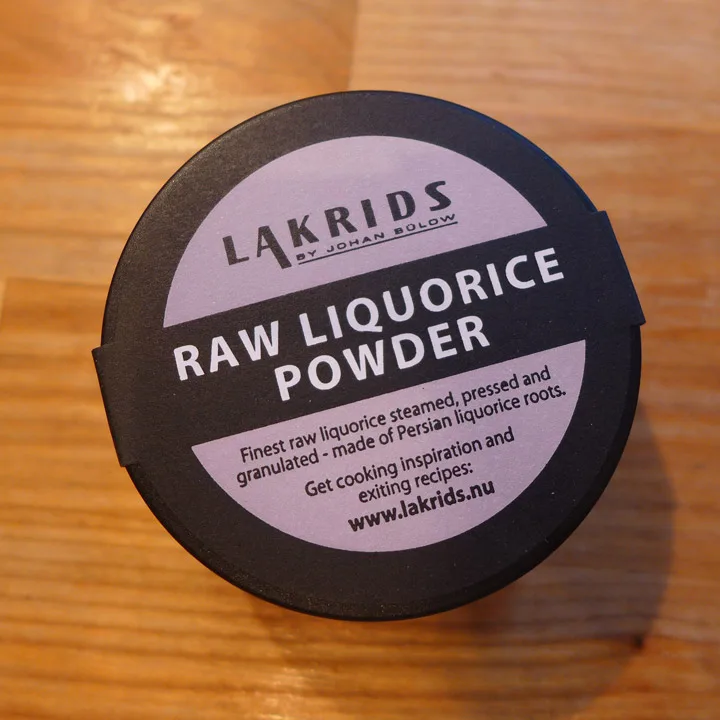 Lakrispulver fra rålakris får du mange steder om dagen.