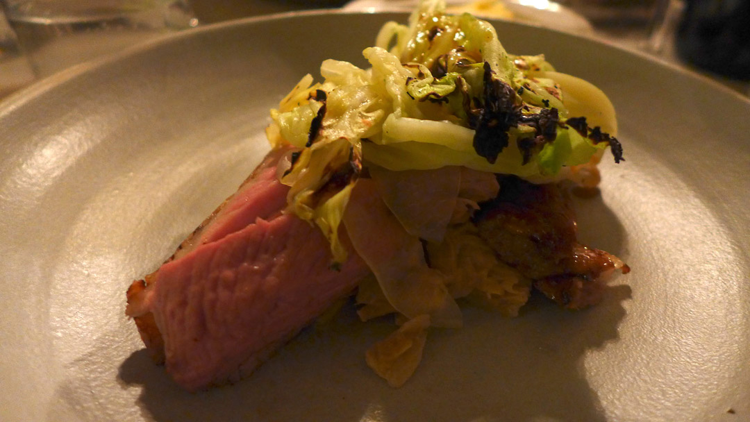 Langstekt lam og kål i flere varianter.