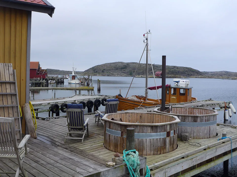 Badestampene hos Everts Sjøbod i Grebbestad.