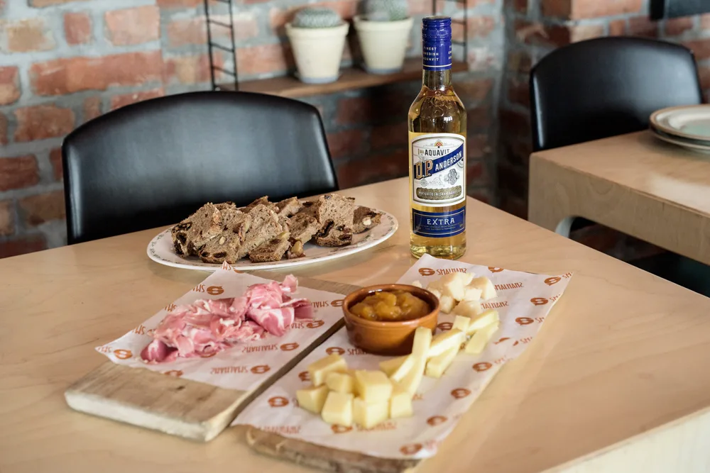 Ostefatet: Parmesan reggiano aoc, Kaltbach, Appenzeller. Skinke: Prosciutto Soave-Veneto (foto: Erik Five)