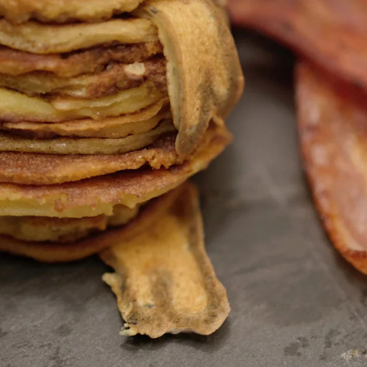 Føtter og hender på plass.
