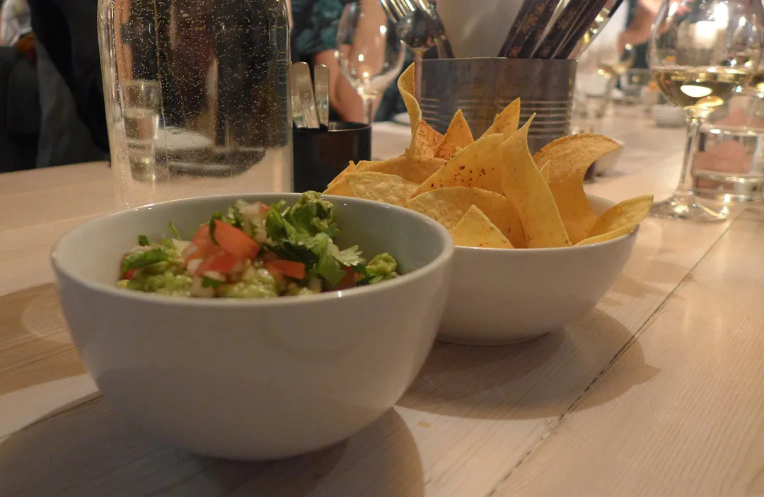 Tortillachips og guacamole. På enklest mulig måte.