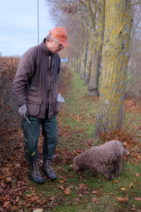 Olof og trøffelhunden Bruno.
