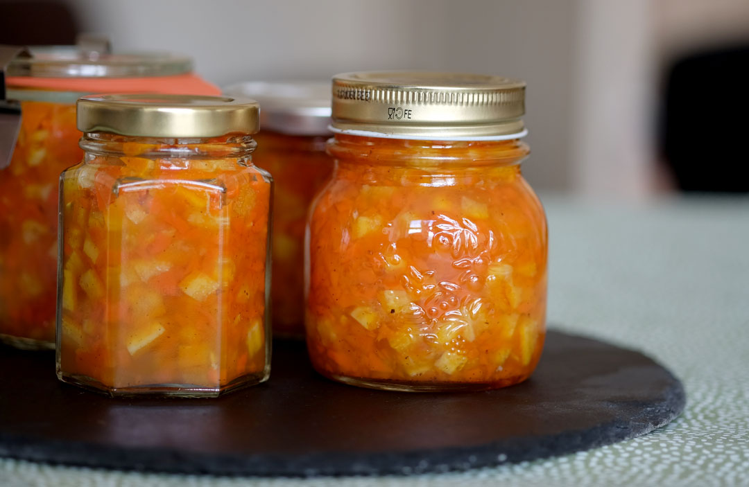 Appelsin- og gulrotmarmelade. Yum!