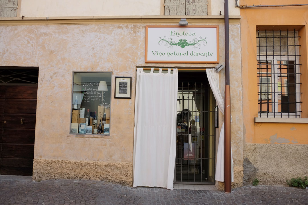 Enoteca Vino natural durante.