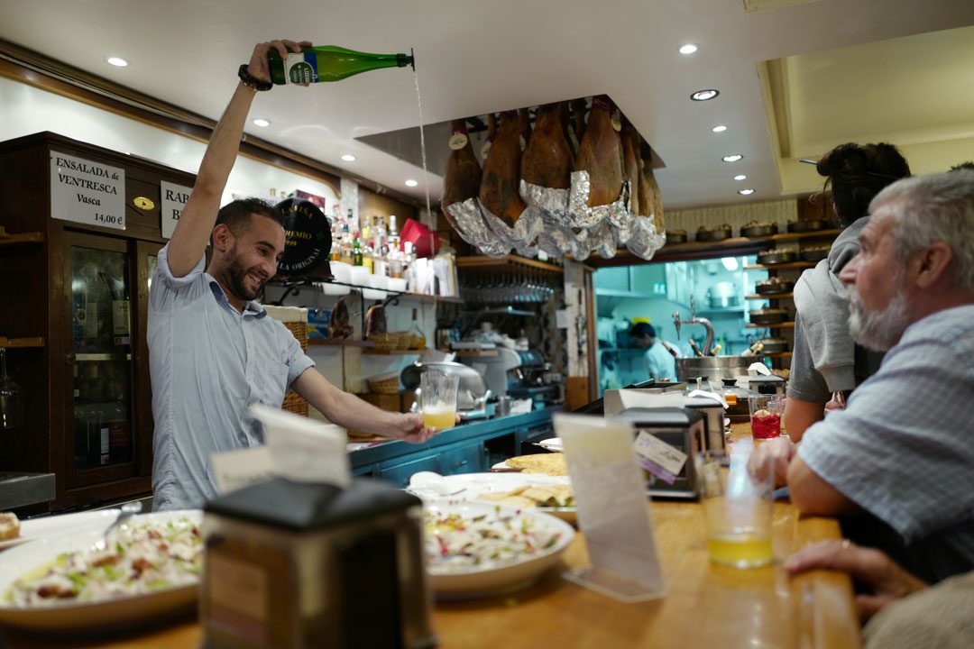 Litt mer vin og så i seng.