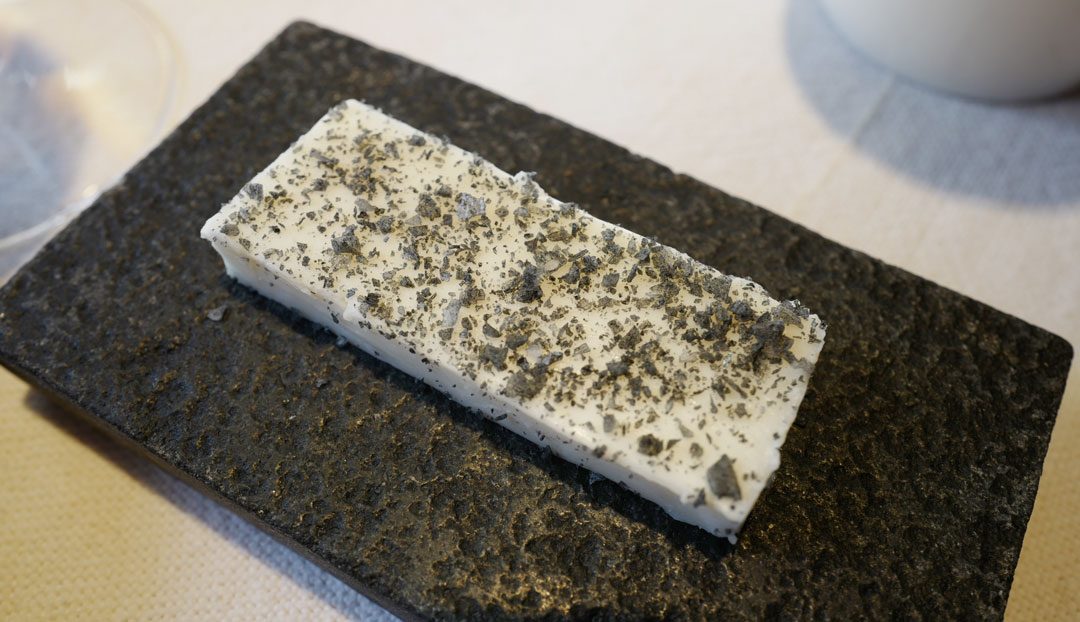 Hjemmelaget geitesmør.