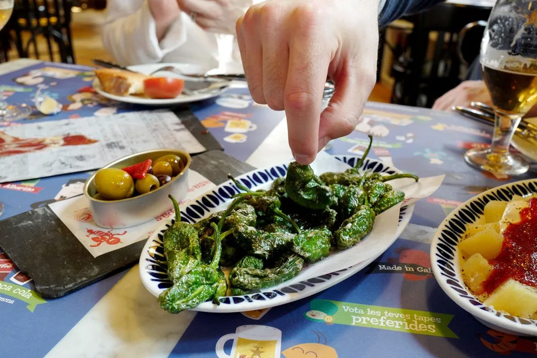 Helleskitchen. casa de tapas canota. tapas, barcelona