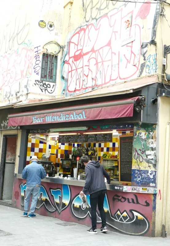 Bar Mendizabal, barcelona, Estrella damm, beer