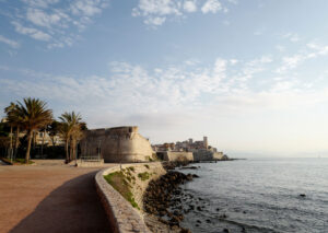 Bo, spis og drikk i Antibes og Juan-les-Pins