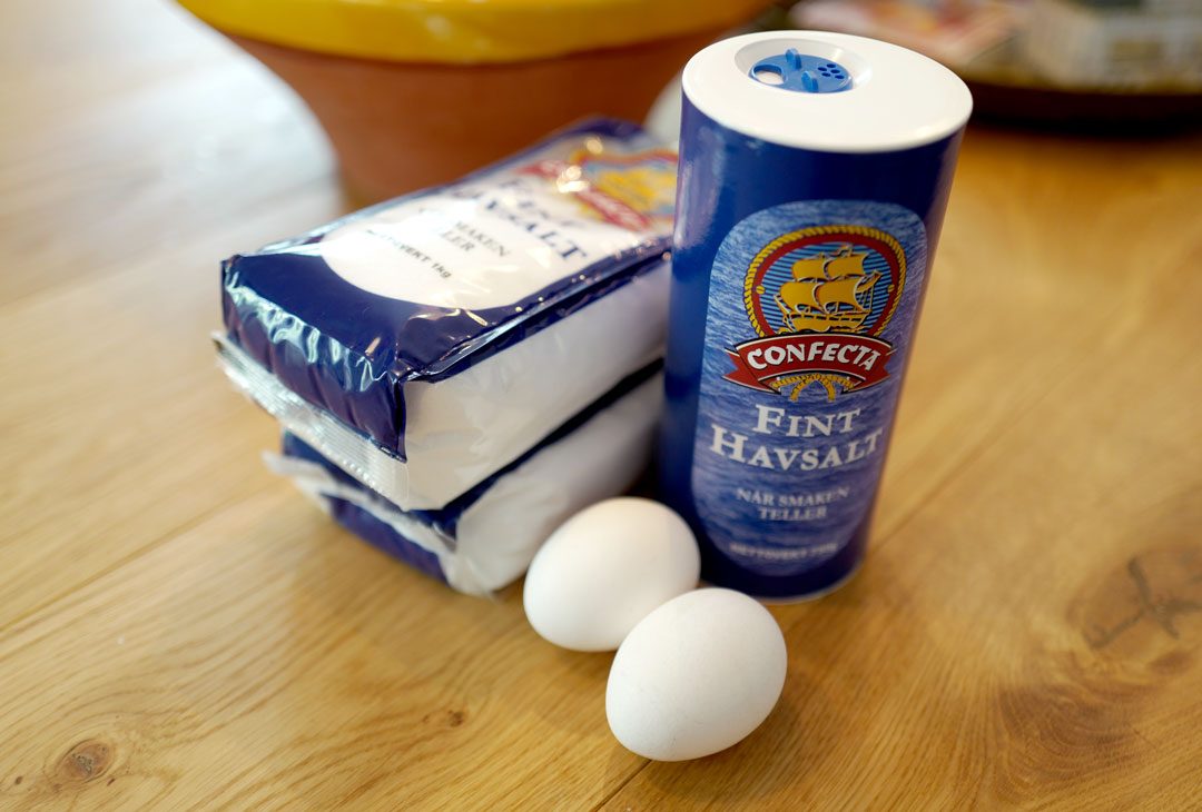 Salt baking av fisk Foto: Helle Øder Valebrokk