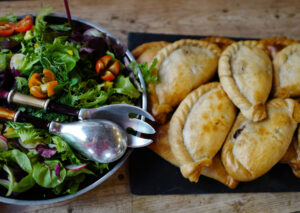 Øl, surdeig, teplantasje og middag inne i en matbutikk
