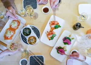 Ny sushirestaurant med fokus på bærekraft og veganske retter åpner i Oslo